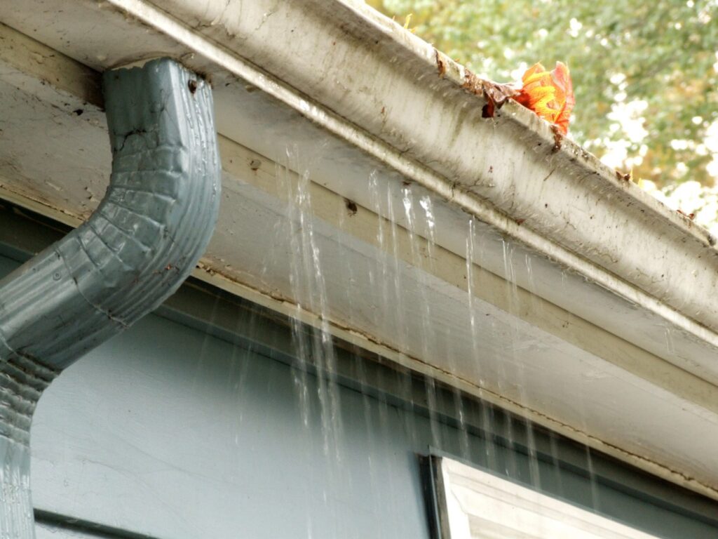 Gutter Cleaning In Pennsylvania.